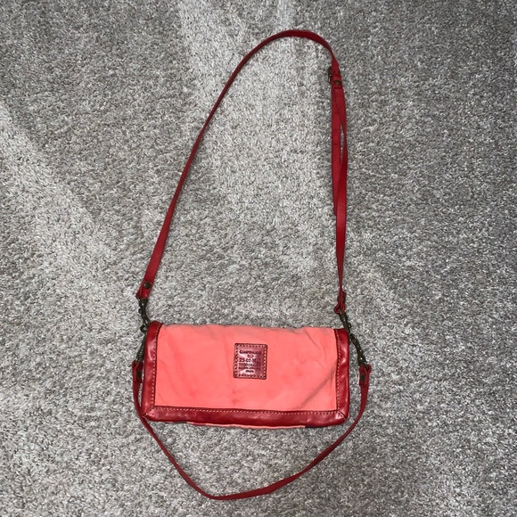 Free People Handbags - Vintage Free People Campomaggi Crossbody